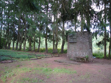 Общий вид воинского братского кладбища (Кекава)
