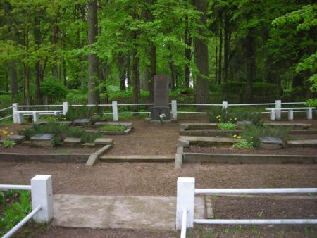 Общий вид воинского братского кладбища (Крауяс, волость Вадакстес)
