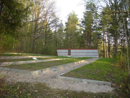 Общий вид воинского братского кладбища (Лиелауце, волость Лиелауцес)