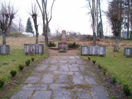 Общий вид воинского братского кладбища (Поти, волость Вирцавас)